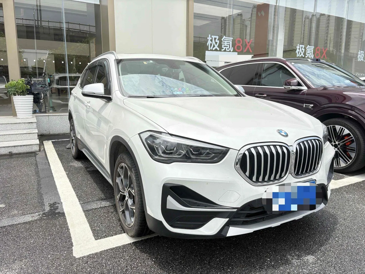 BMW 2022 X1 sDrive20Li 1.5T exclusive automatic gear 2