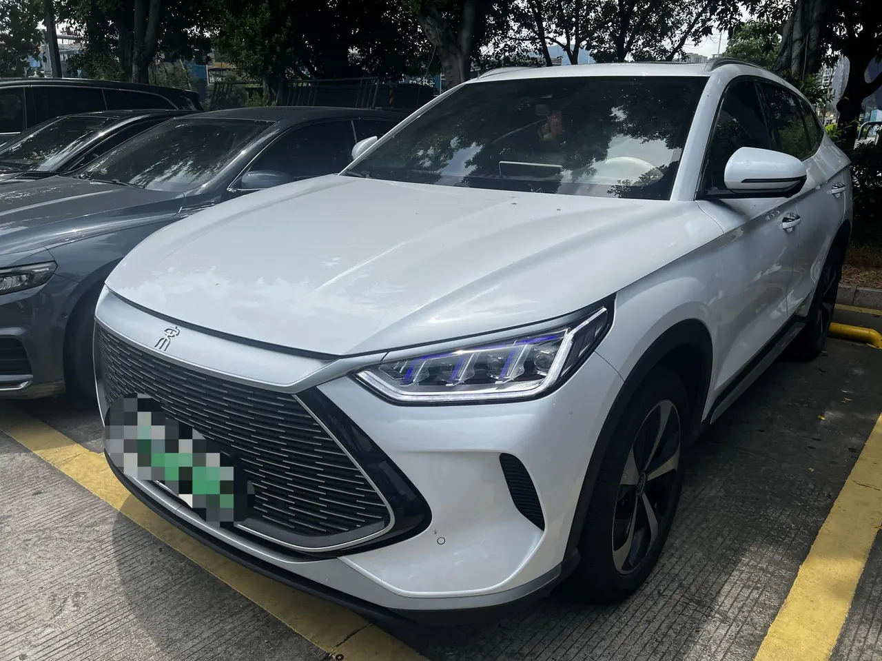 Open image lightbox: BYD Song PLUS New Energy 2021 Song PLUS DM-i 1.5 Stepless 110KM Flagship PLUS Automatic Gear