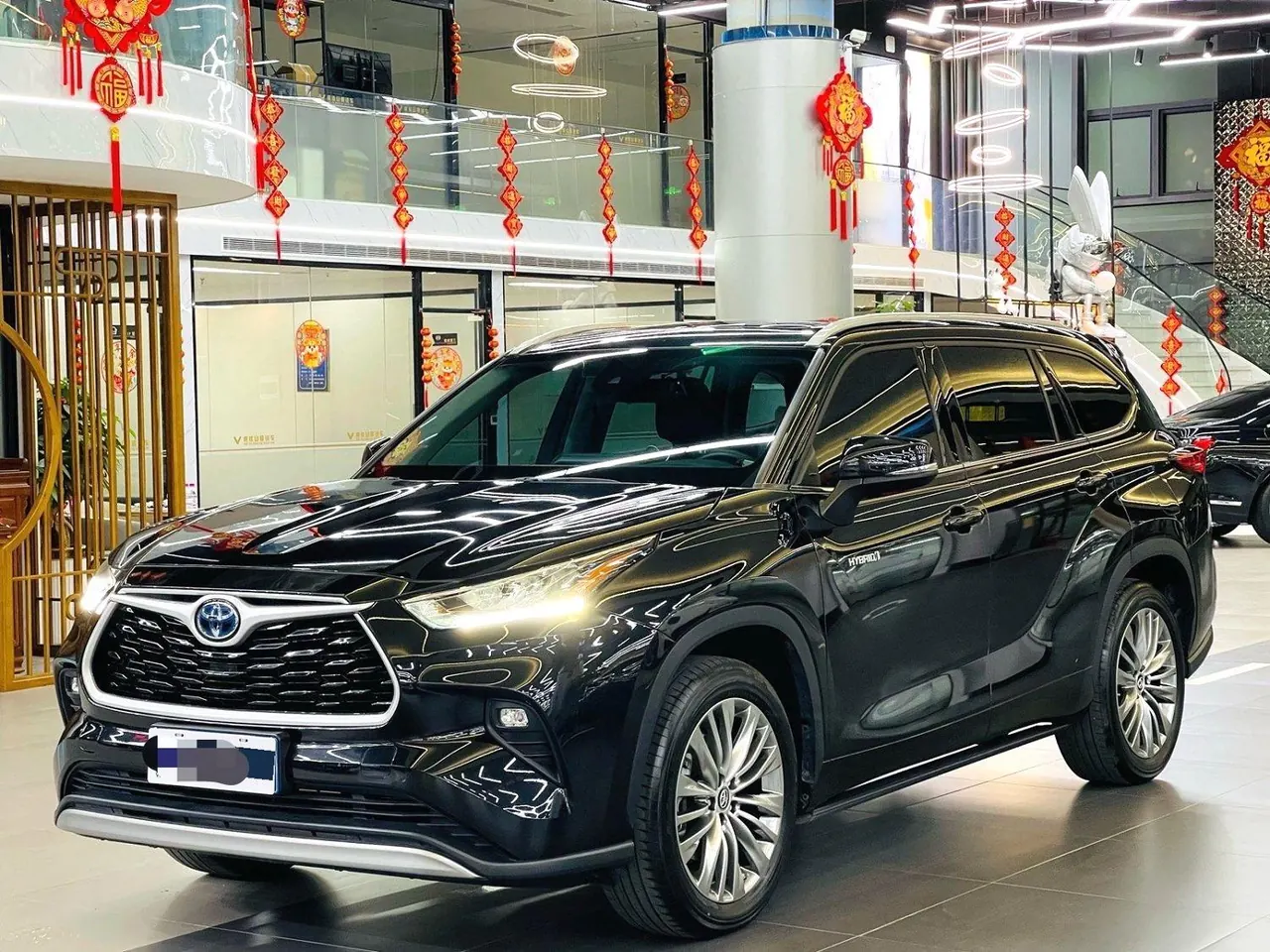 Open image lightbox: Toyota 2024 Highlander Dual Engine 2.5 Stepless Intelligent Electric Hybrid Four-wheel Drive Premium Edition 7-seat Automatic Transmission