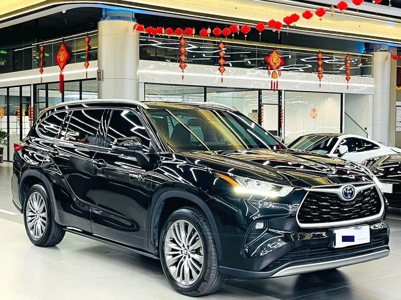 Toyota 2024 Highlander Dual Engine 2.5 Stepless Intelligent Electric Hybrid Four-wheel Drive Premium Edition 7-seat Automatic Transmission 5