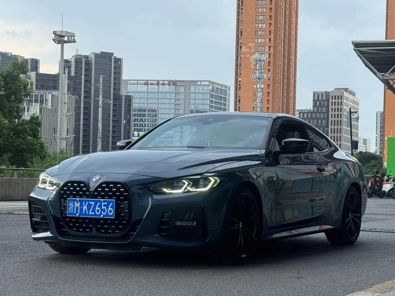 BMW 4 Series (Imported) 2021 425i Coupe 2.0T M Sports Obsidian Night Edition Automatic Gear - View 1