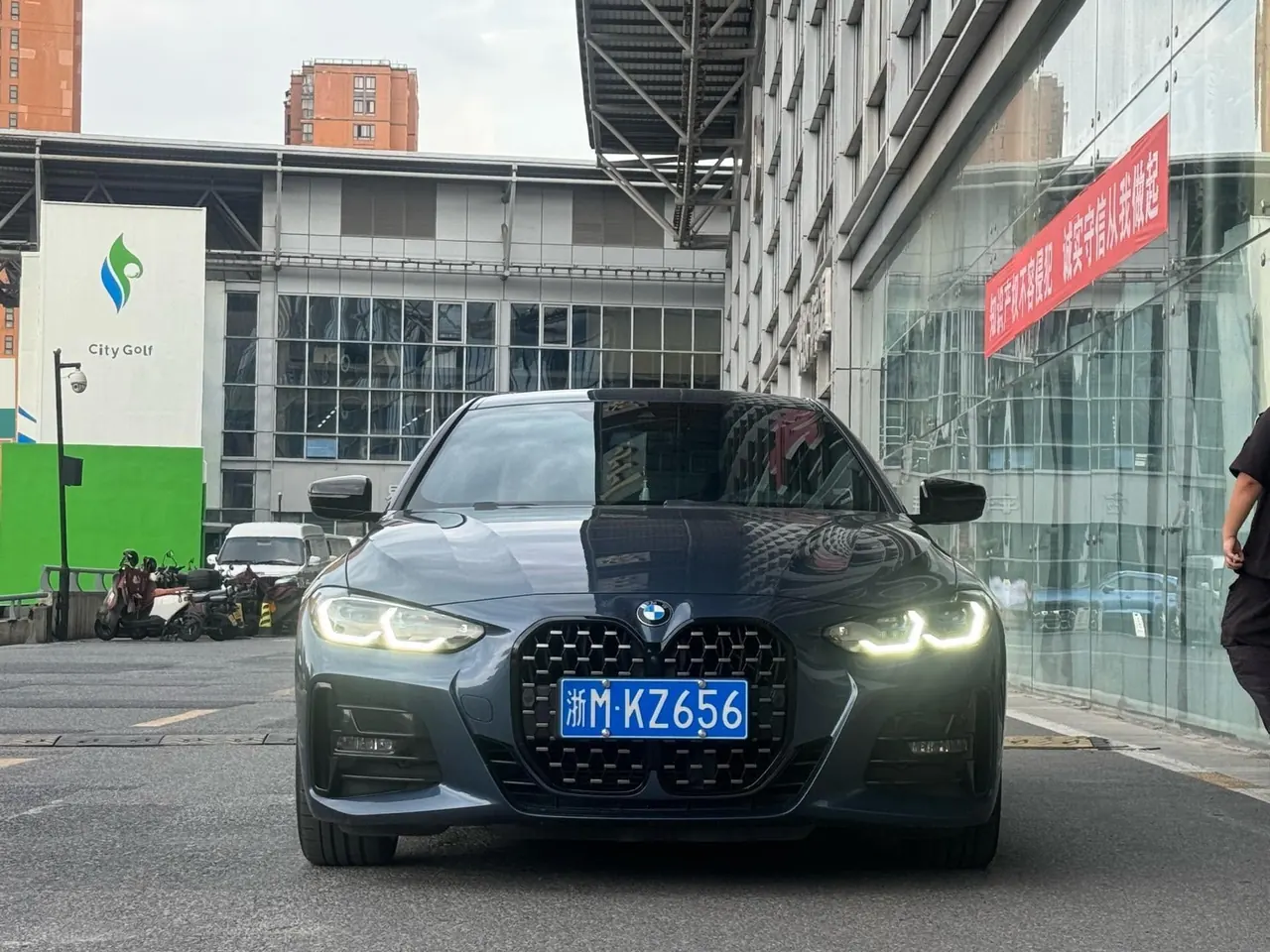 BMW 4 Series (Imported) 2021 425i Coupe 2.0T M Sports Obsidian Night Edition Automatic Gear 2