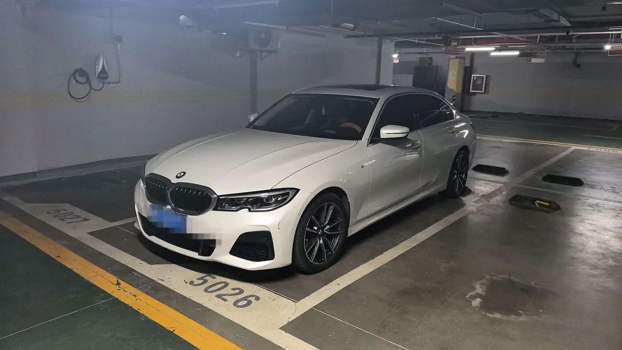 BMW 3 Series 2021 325Li 2.0T M Sports Suit Automatic Gear - View 1