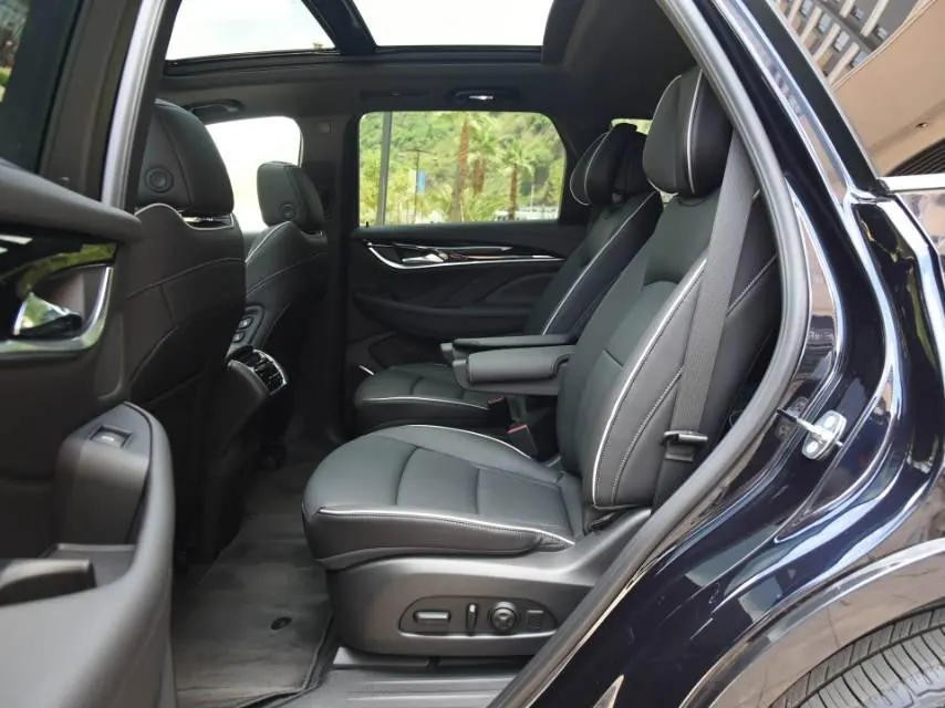 Buick 2022 Angke Flag 48V 2.0T 652T Four-wheel Drive Enjoy Flagship 6-seat Automatic Gear 3