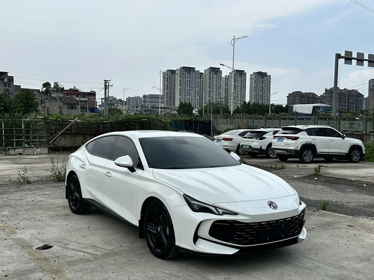 MG 2023 MG7 1.5T to Meishu Edition Automatic Gear 3