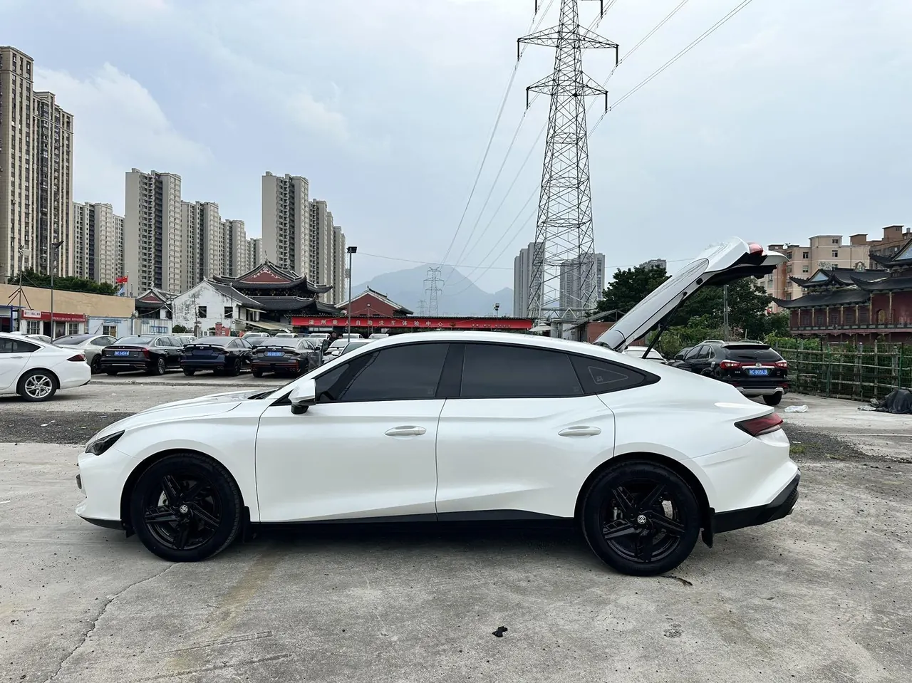 MG 2023 MG7 1.5T to Meishu Edition Automatic Gear 8