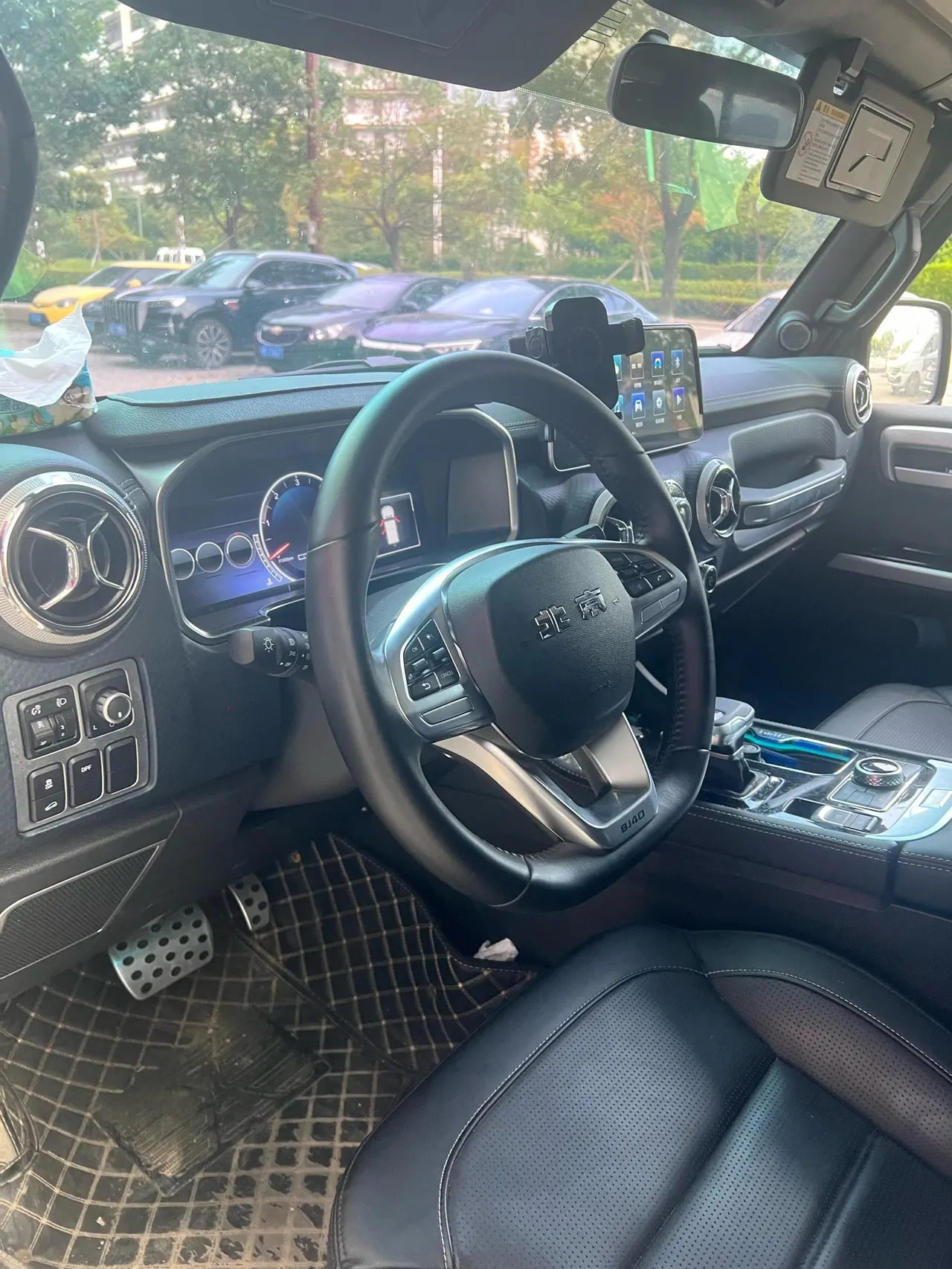 Beijing 2023 BJ40 2.0D Four-wheel Drive Blade Hero Edition Chivalrous Automatic Gear 9