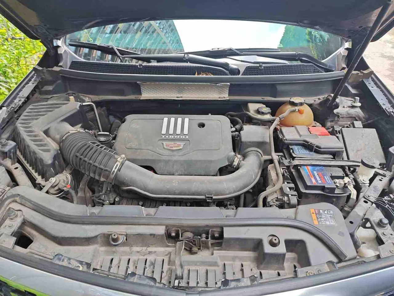 Cadillac 2021 XT5 2.0T 28T Luxury Automatic Gear 10