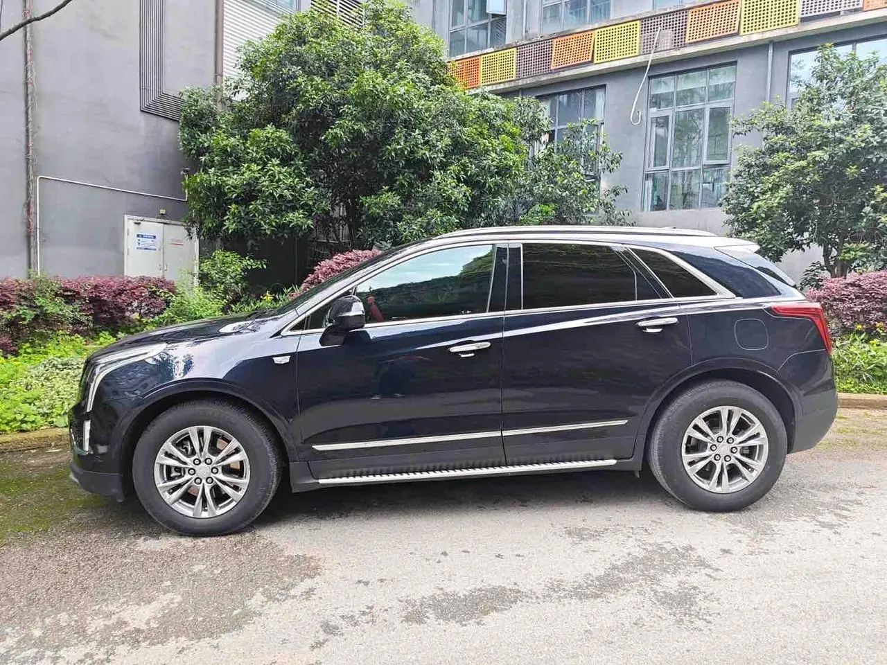 Cadillac 2021 XT5 2.0T 28T Luxury Automatic Gear 5
