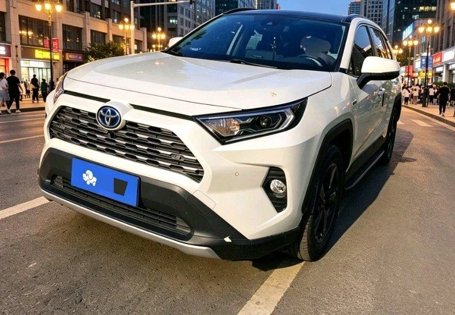 打开图片灯箱:Toyota 2021 RAV4 Rongfang Double Engine 2.5 Stepless Four-wheel Drive Flagship Automatic Gear