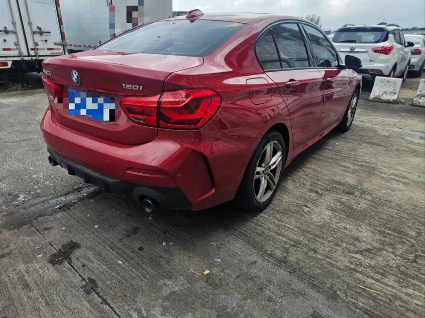 BMW 1 Series 2021 120i 1.5T M Sport Night Edition (facelift) Automatic 4
