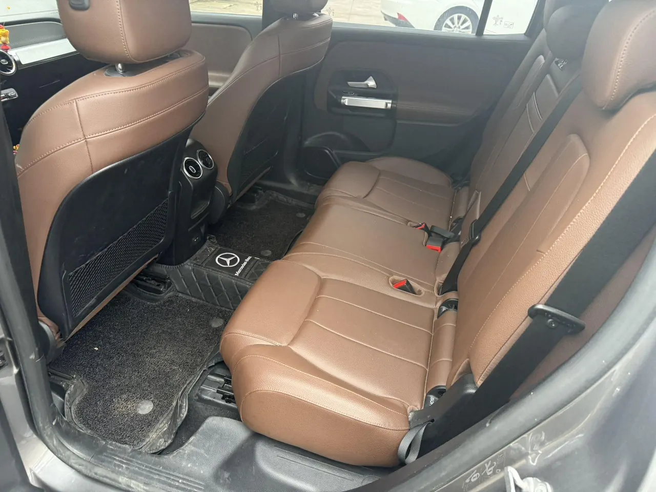 Mercedes Benz 2021 GLB 180 1.3T Dynamic Automatic 5