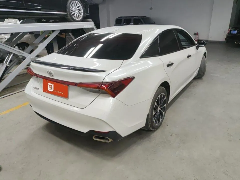 Toyota 2023 Asian Dragon 2.5 Deluxe Edition Automatic 4