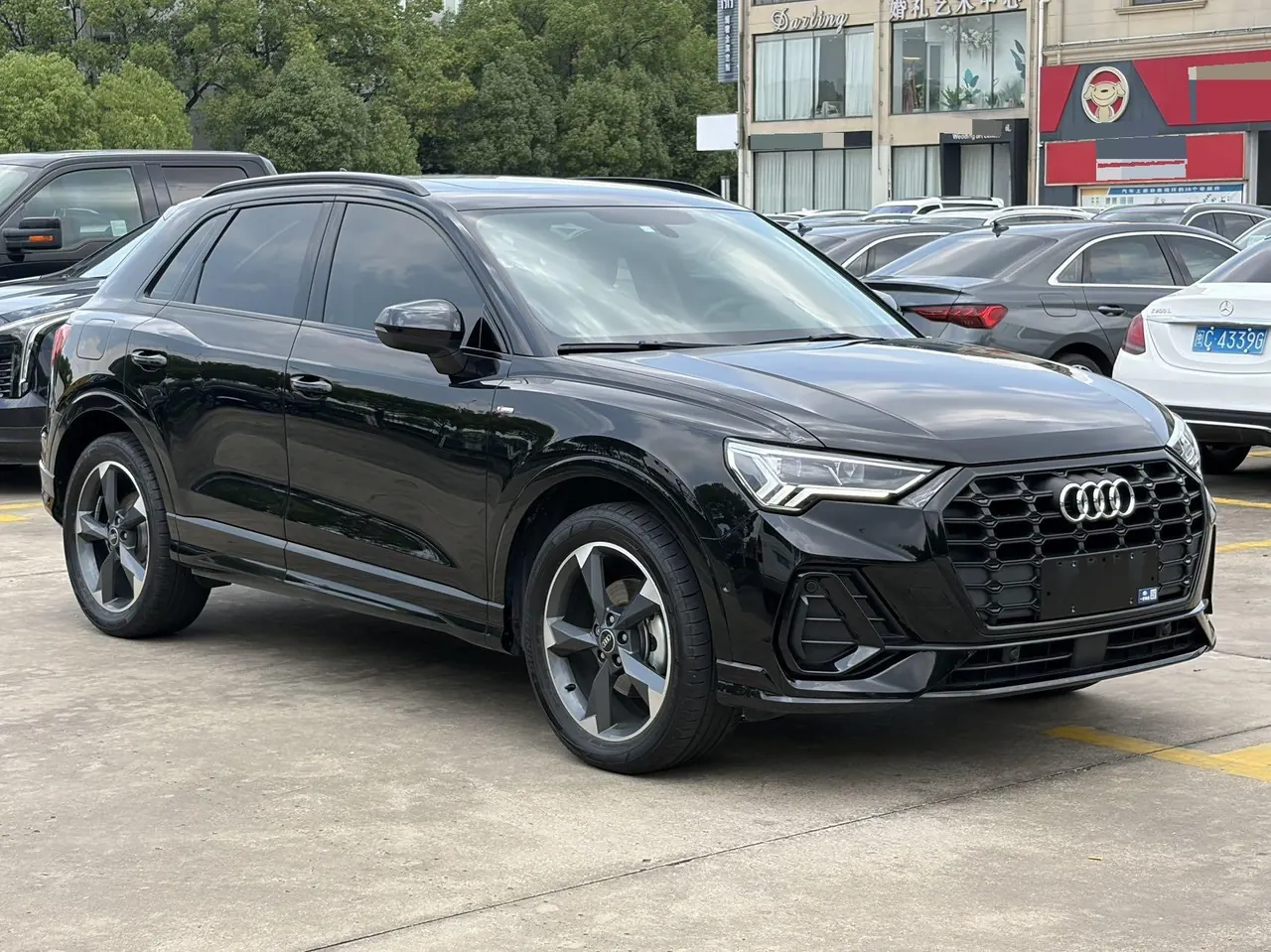 Audi 2022 Q3 1.4TFSI 35TFSI Fashion Dynamic Automatic 3
