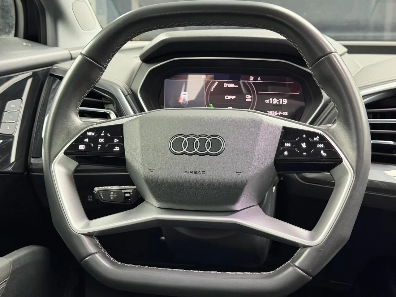 Audi 2022 Q4 e-tron 40 Creation Edition Automatic Gear 15