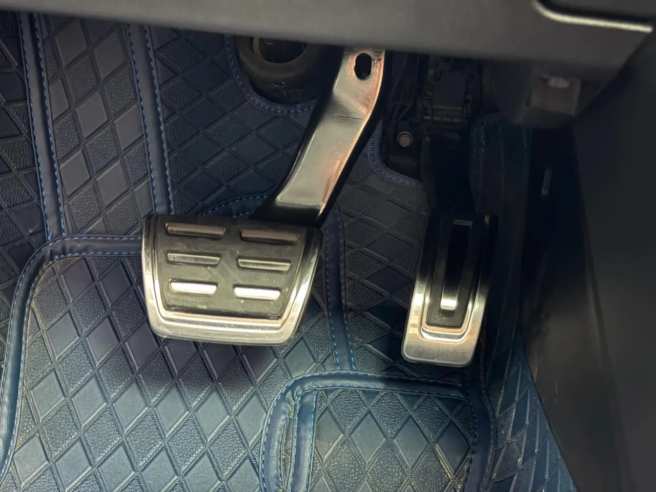 Audi 2022 Q4 e-tron 40 Creation Edition Automatic Gear 20