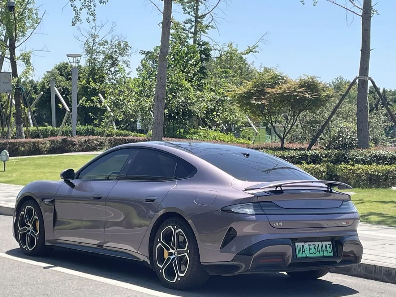 MI 2024 SU 7 800km 4-wheel drive ultra-long endurance high-end smart driving Max version automatic gear 6