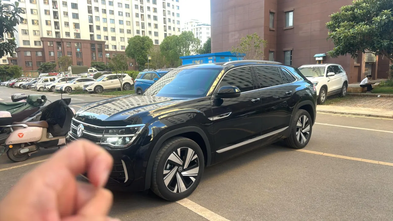 Volkswagen 2024 Tuang X 2.0TSI 380TSI Four-wheel Drive Dragon Yao Edition Automatic Gear - View 1