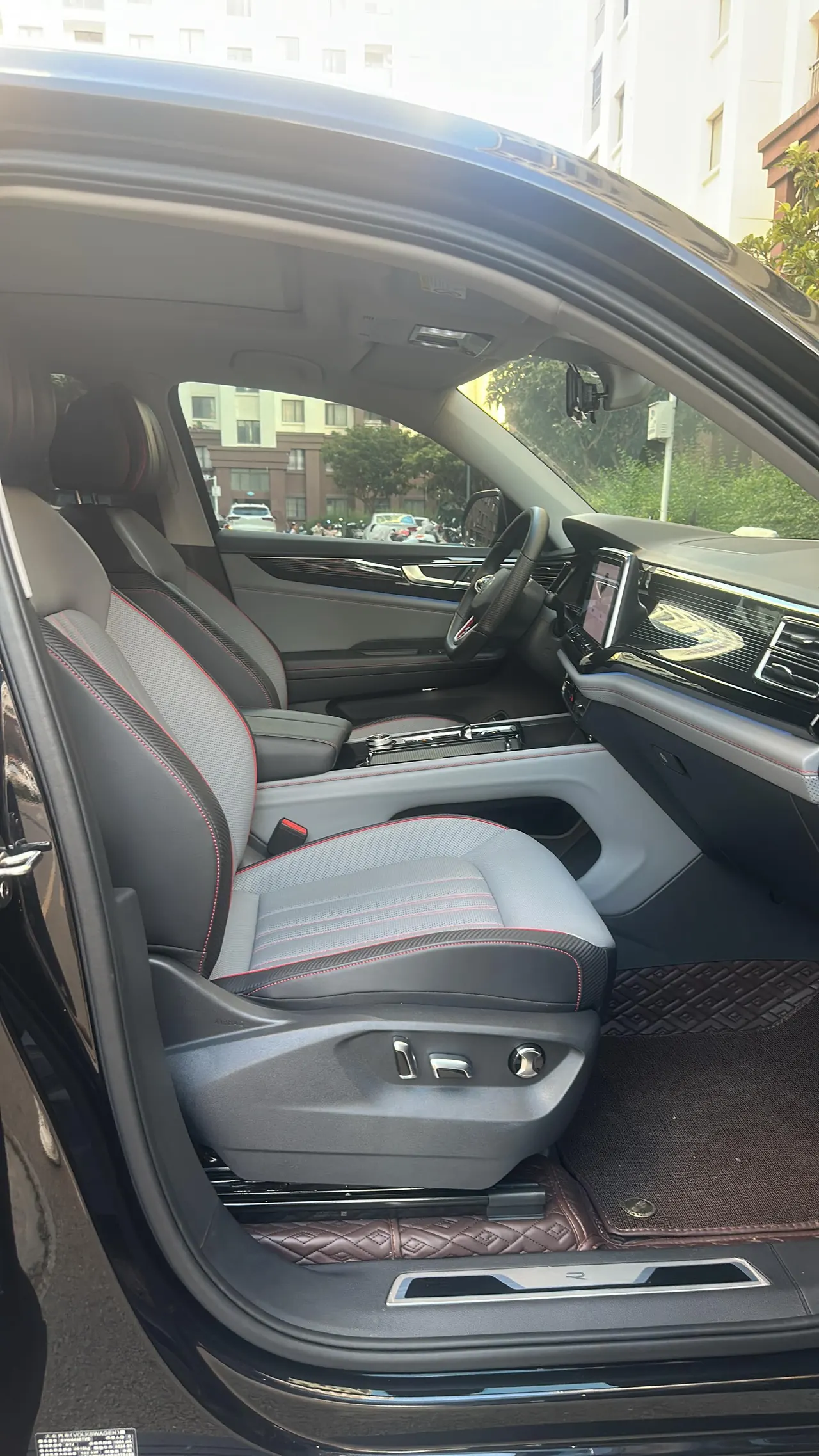 Volkswagen 2024 Tuang X 2.0TSI 380TSI Four-wheel Drive Dragon Yao Edition Automatic Gear 6