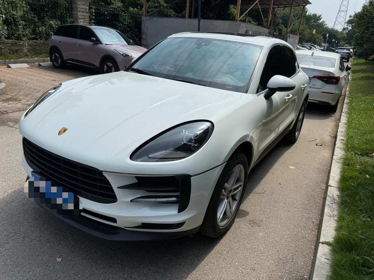 Open image lightbox: Porsche Macan (Imported) 2021 Macan 2.0T Automatic Gear