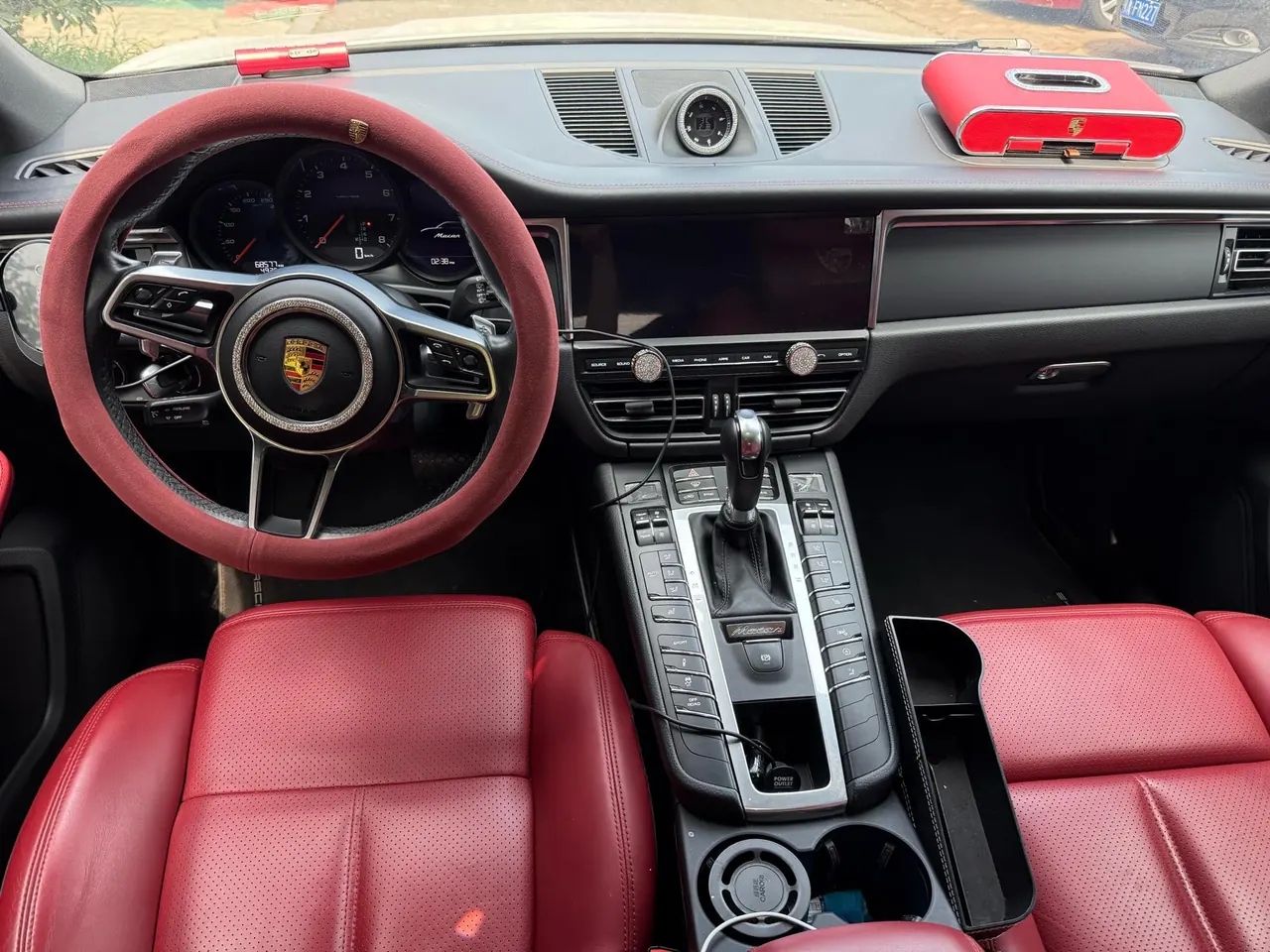 Porsche Macan (Imported) 2021 Macan 2.0T Automatic Gear 5