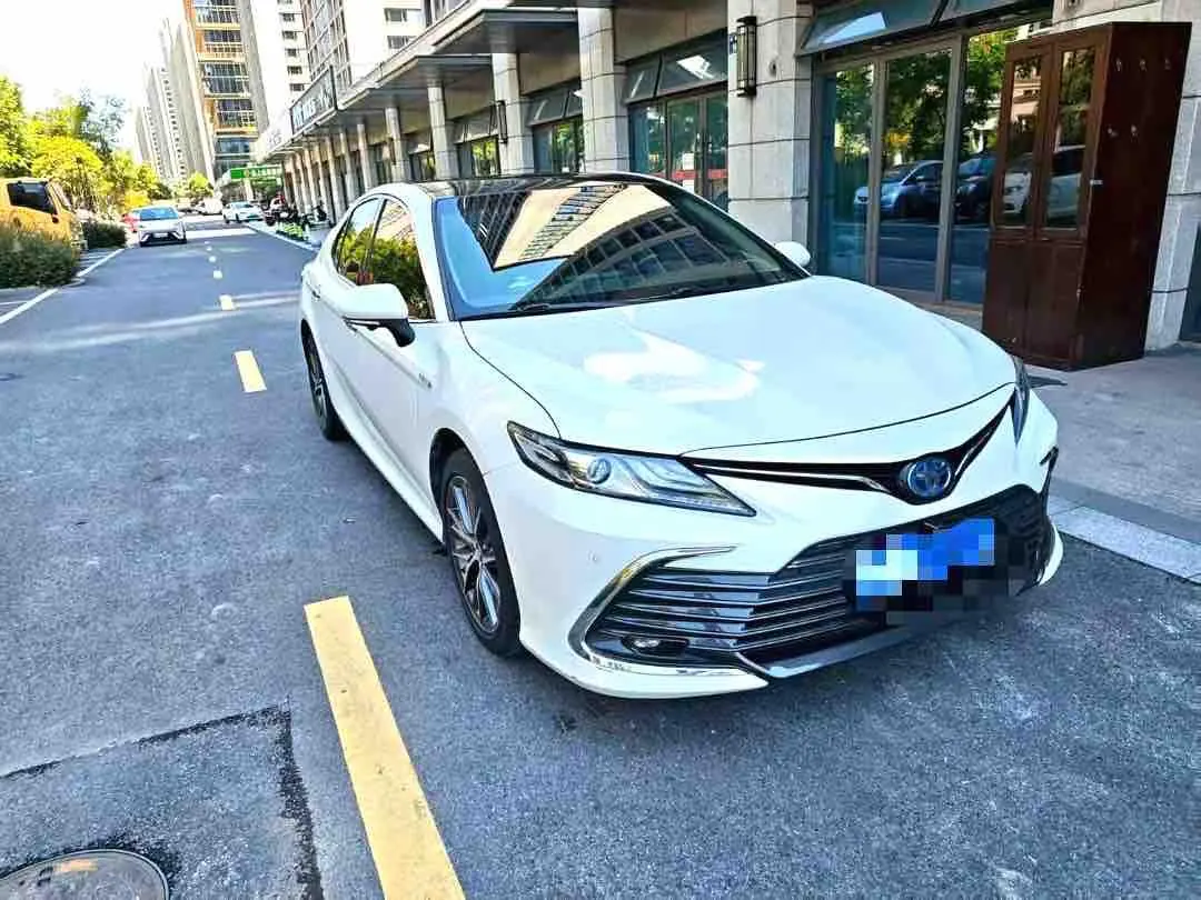 Toyota 2021 Camry 2.0G Stepless Deluxe Edition Automatic Gear 2