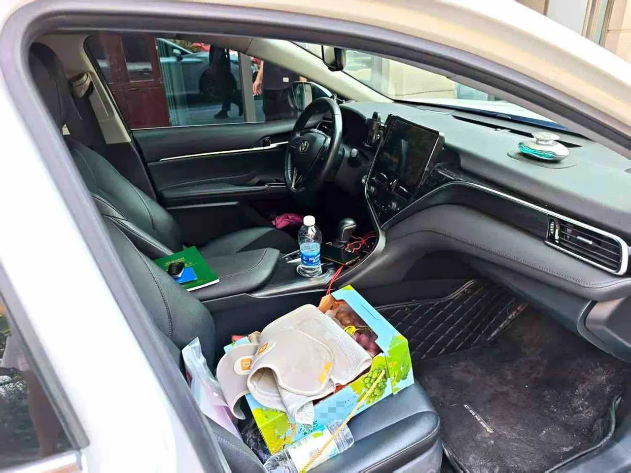 Toyota 2021 Camry 2.0G Stepless Deluxe Edition Automatic Gear 3