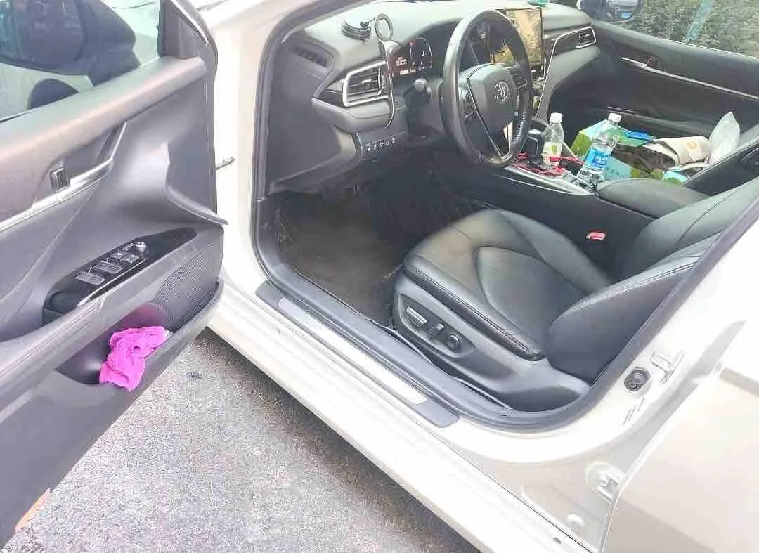 Toyota 2021 Camry 2.0G Stepless Deluxe Edition Automatic Gear 4