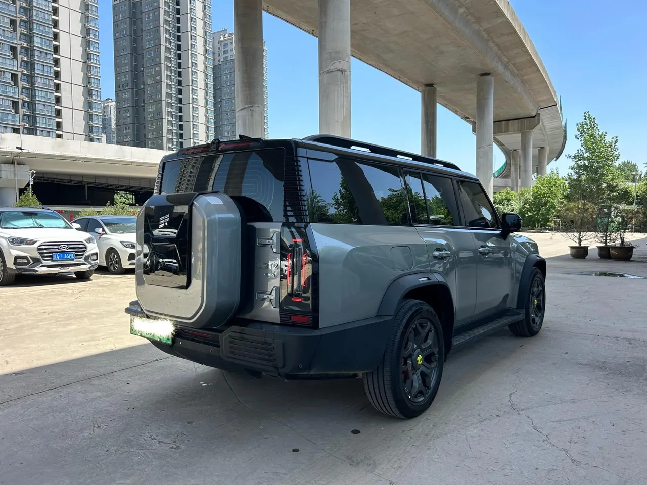 Jetour 2025 Shanhai T2 C- DM 1.5T 206km XWD Conquest Long Edition 7-seat Automatic Gear 4