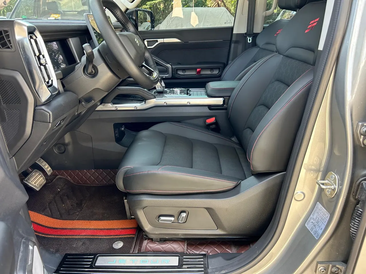 Jetour 2025 Shanhai T2 C- DM 1.5T 206km XWD Conquest Long Edition 7-seat Automatic Gear 9