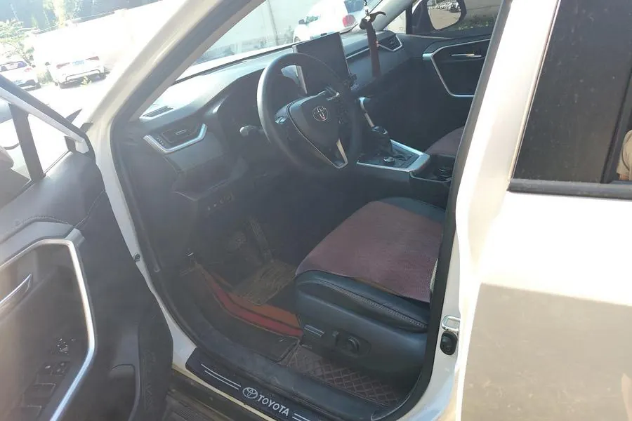 Toyota 2021 RAV4 Rongfang Double Engine 2.5 Stepless Four-wheel Drive Flagship Edition (Modified) Automatic Gear 3