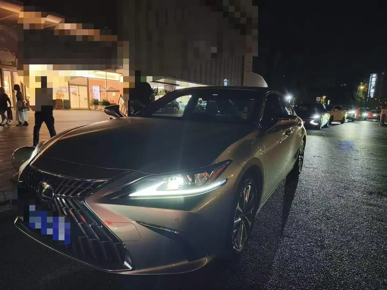 Открыть галерею: Lexus ES (Imported) 2024 ES200 2.0 Stepless Edition Automatic Gear