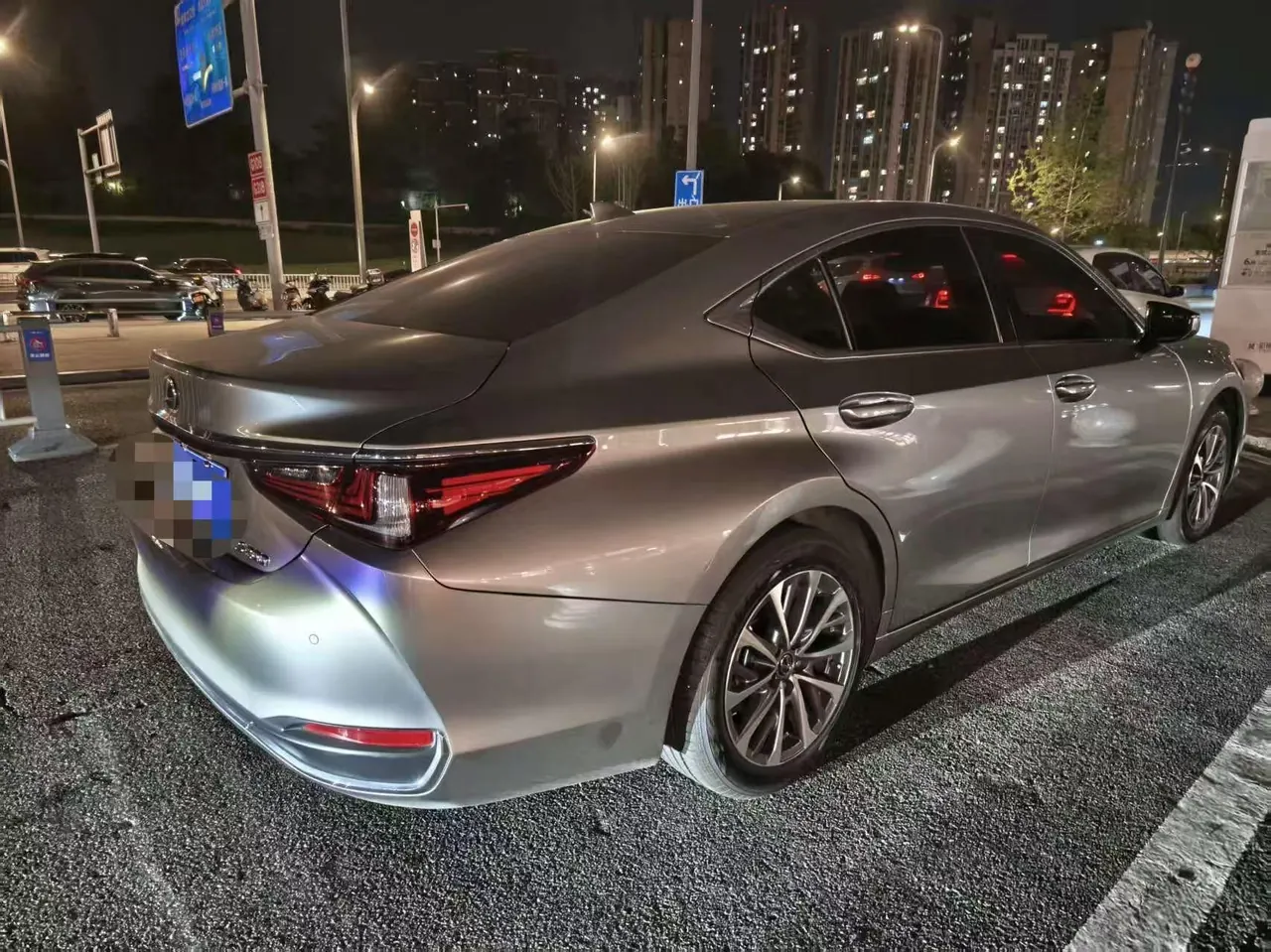 Lexus ES (Imported) 2024 ES200 2.0 Stepless Edition Automatic Gear 2