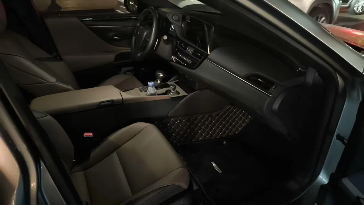 Lexus ES (Imported) 2024 ES200 2.0 Stepless Edition Automatic Gear 4