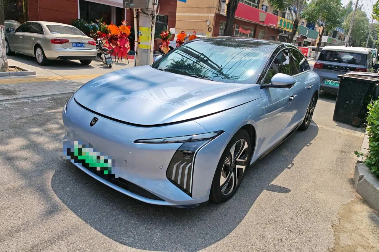 Open image lightbox: The popular 2024 xinghai S 7 555km luxury version of automatic gear