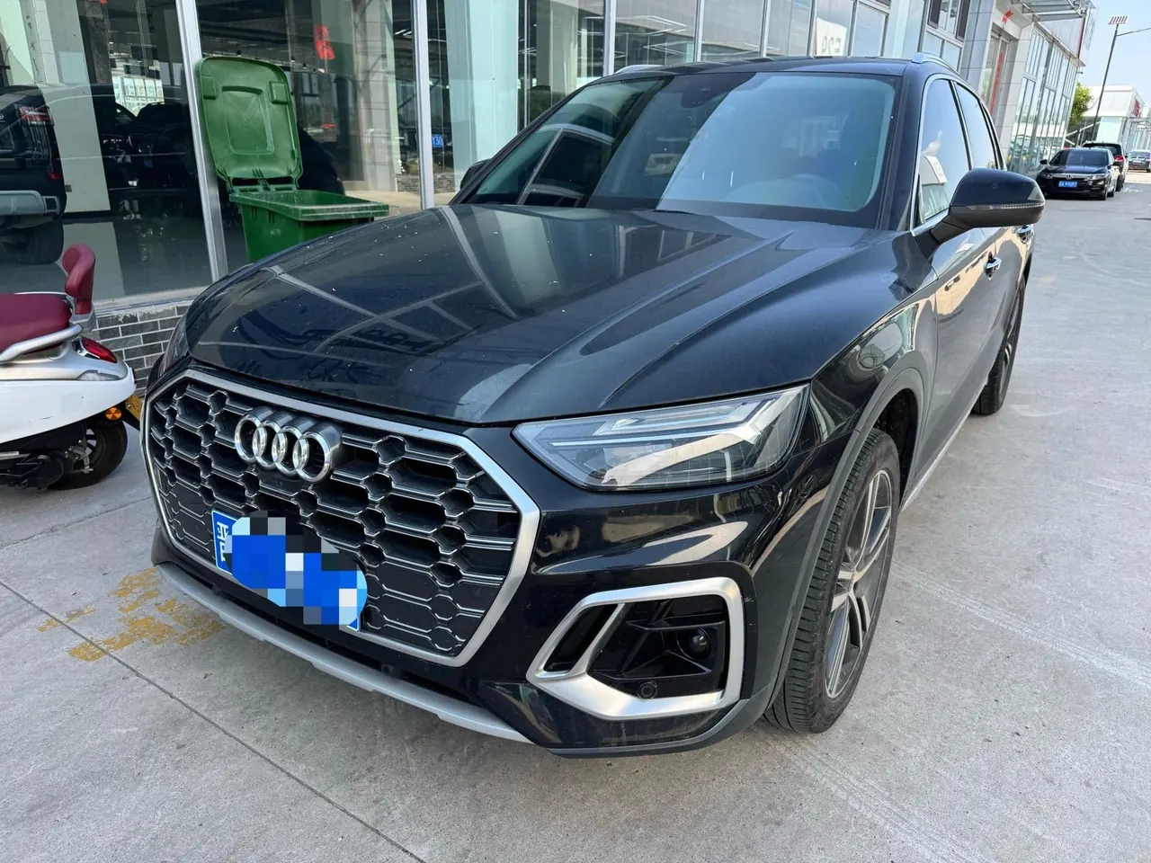 Open image lightbox: Audi 2022 Q5L 2.0TFSI 40TFSI RS kit burning speed automatic gear