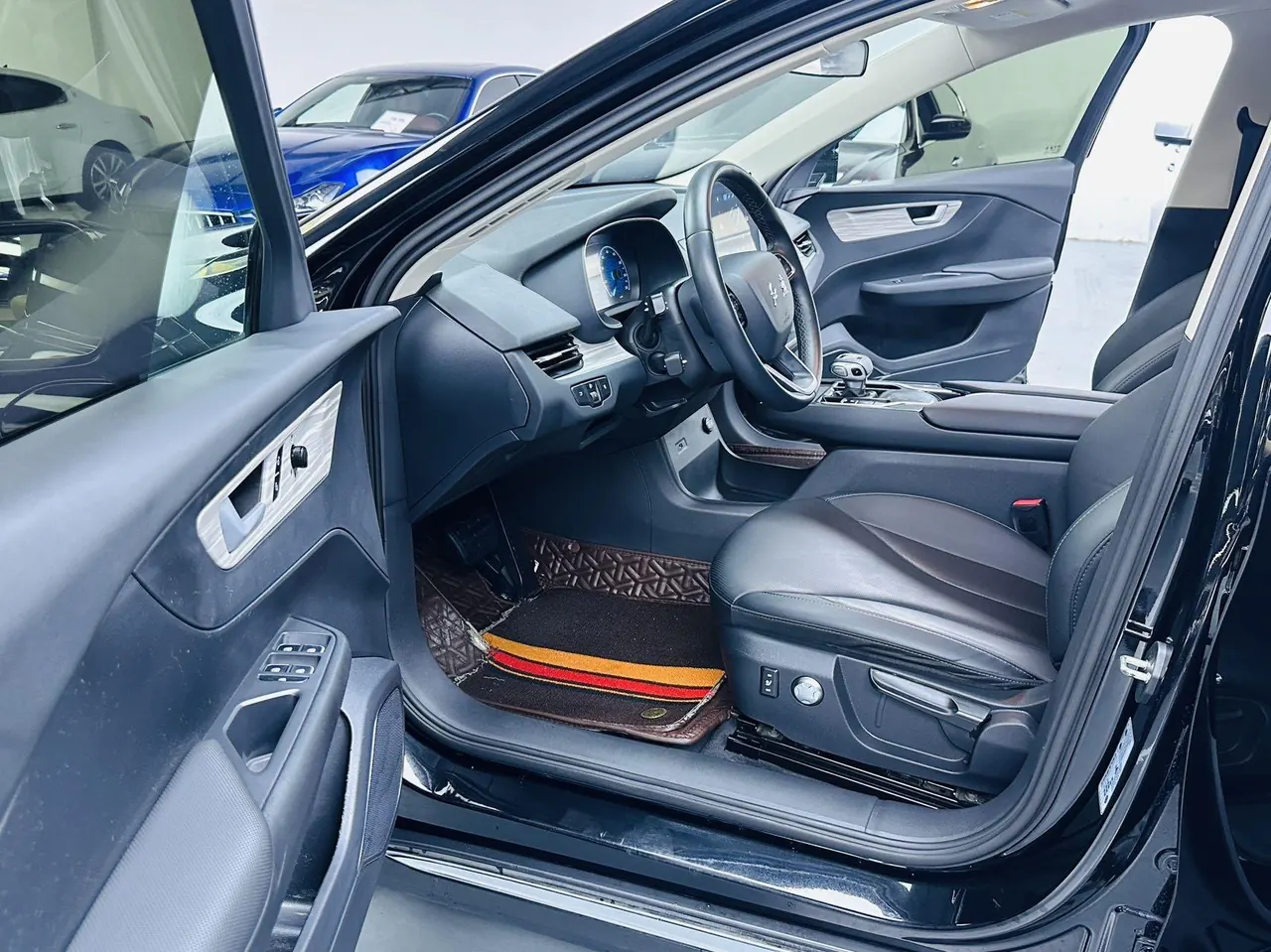 HongQi 2023 E-QM5 E-QM5 PLUS automatic gear 4