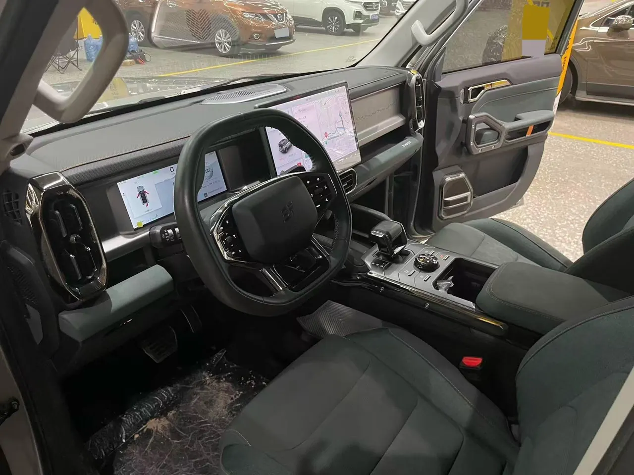 Jetour 2023 Traveler 2.0T 4WD Crossing PRO Automatic Gear 6