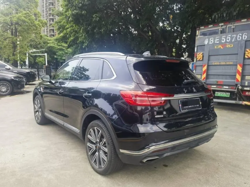 HongQi 2022 HS5 2.0T 4-wheel drive smart flag collar version automatic gear 9
