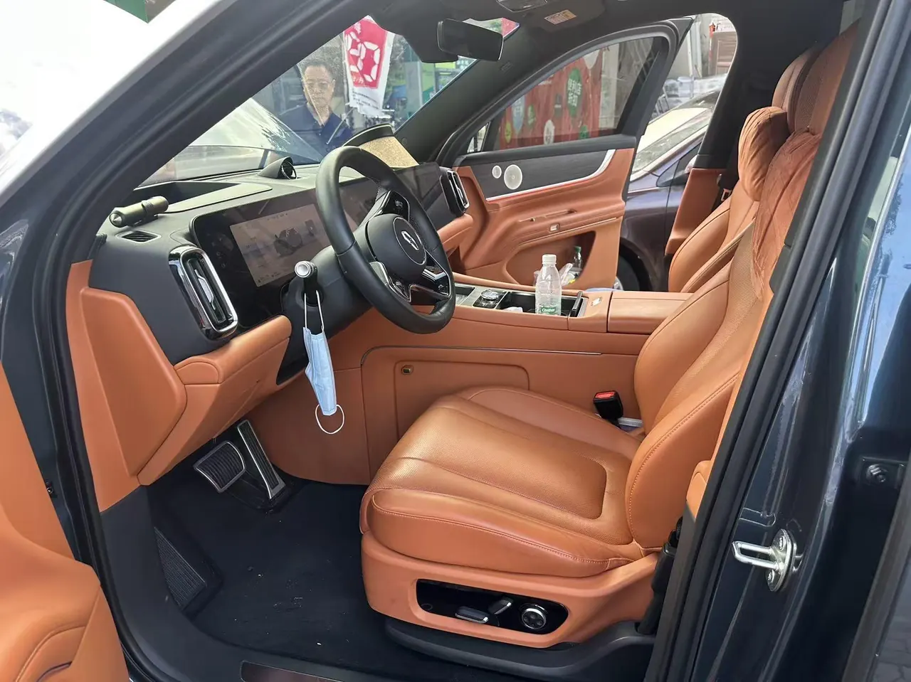 AITO 2024 AITO M9 extended range Ultra version 52kWh5 seat version automatic gear 3