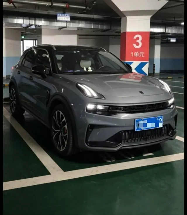 LYNK&amp;CO 2023 LYNK&amp;CO 06 1.5T Remix Jin Halo automatic gear 3