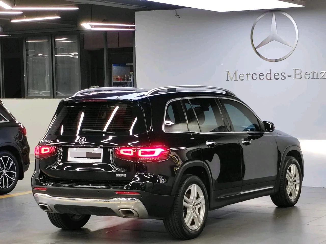 Mercedes Benz 2023 GLB 220 2.0T Dynamic Automatic 6