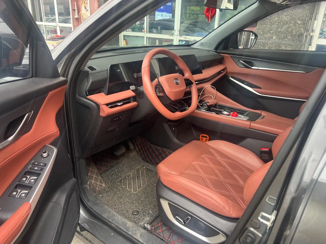 ChangAn 2023 CS75 PLUS 1.5T Prestige Automatic 2