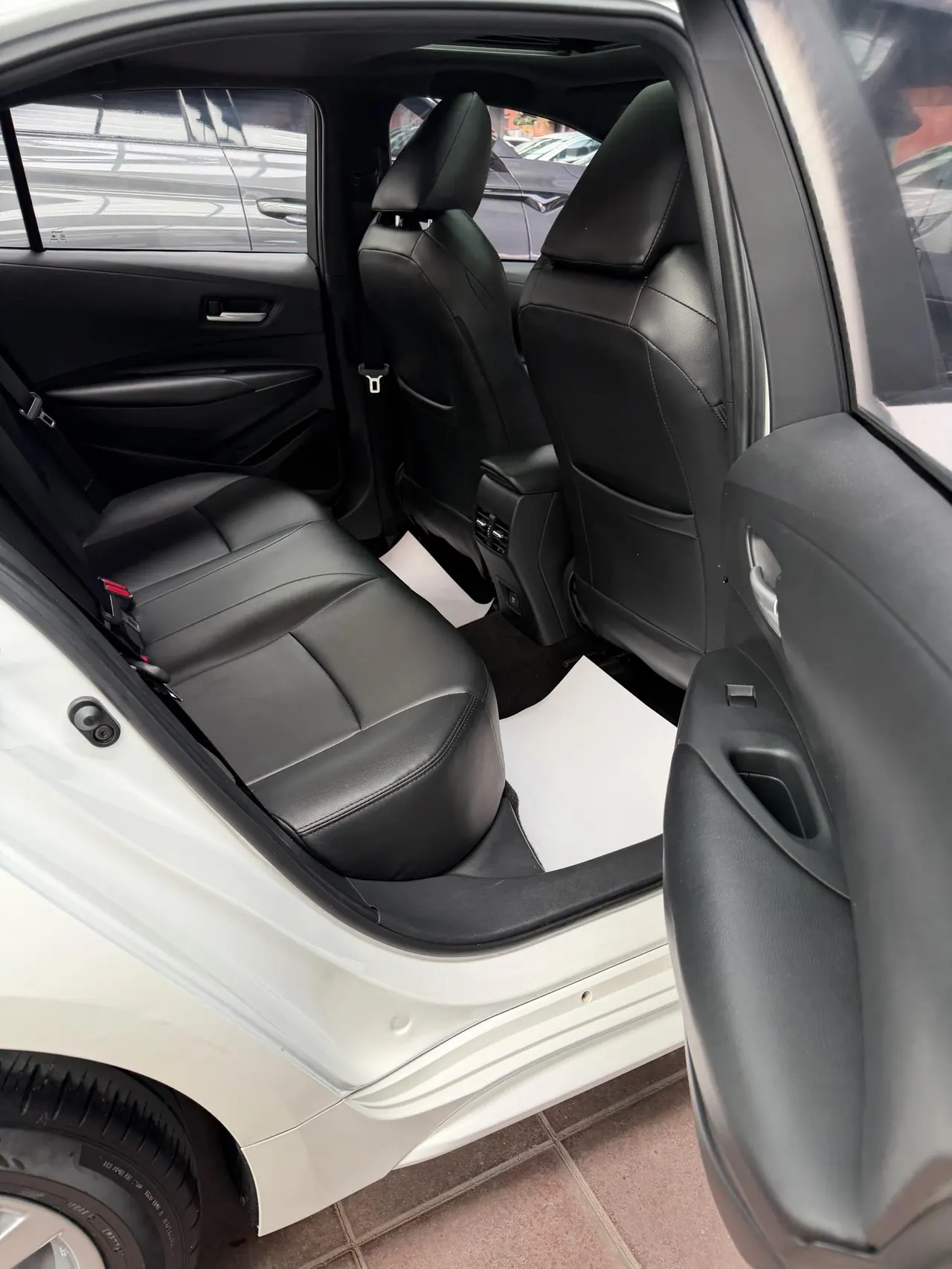 Toyota 2022 Lei Ling 1.2T Stepless 185T Deluxe Automatic Gear 15