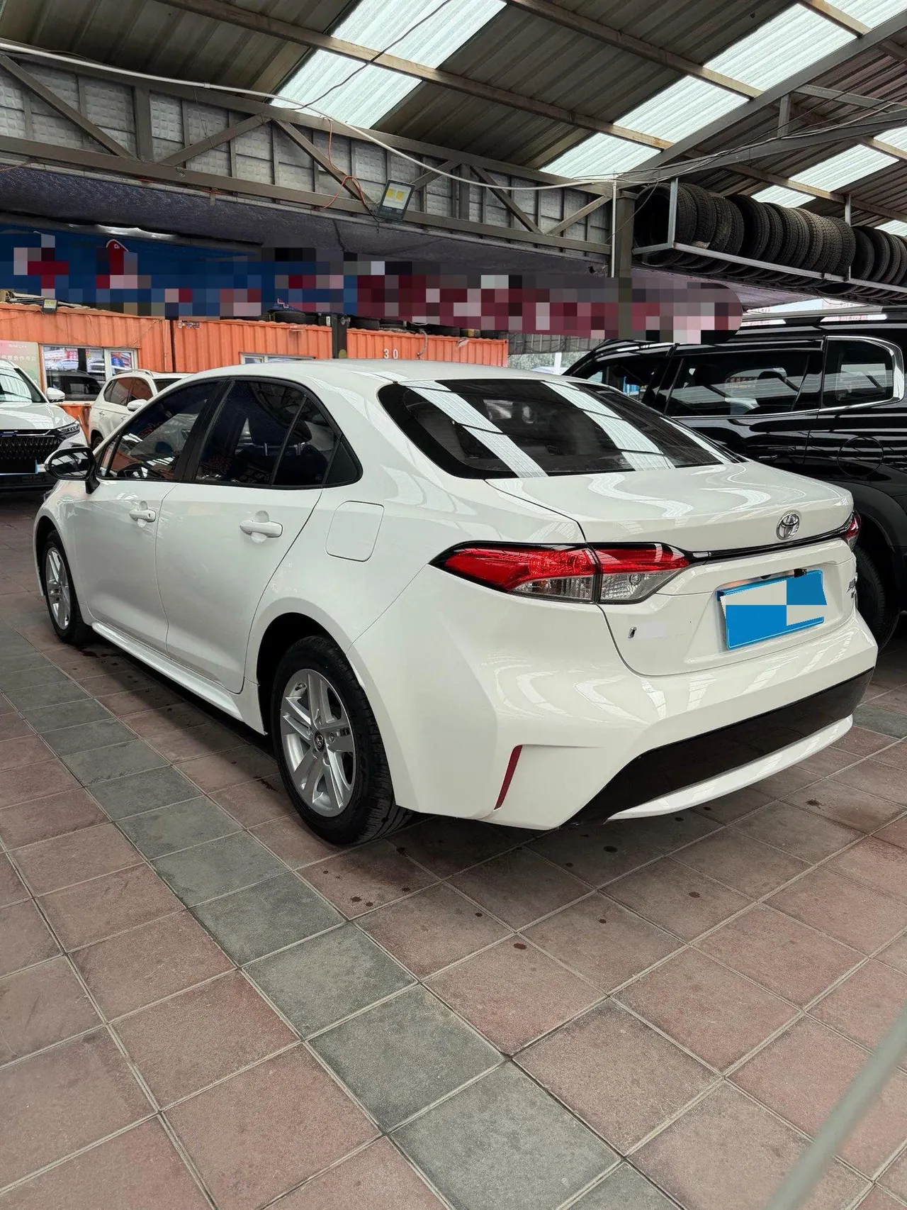 Toyota 2022 Lei Ling 1.2T Stepless 185T Deluxe Automatic Gear 4