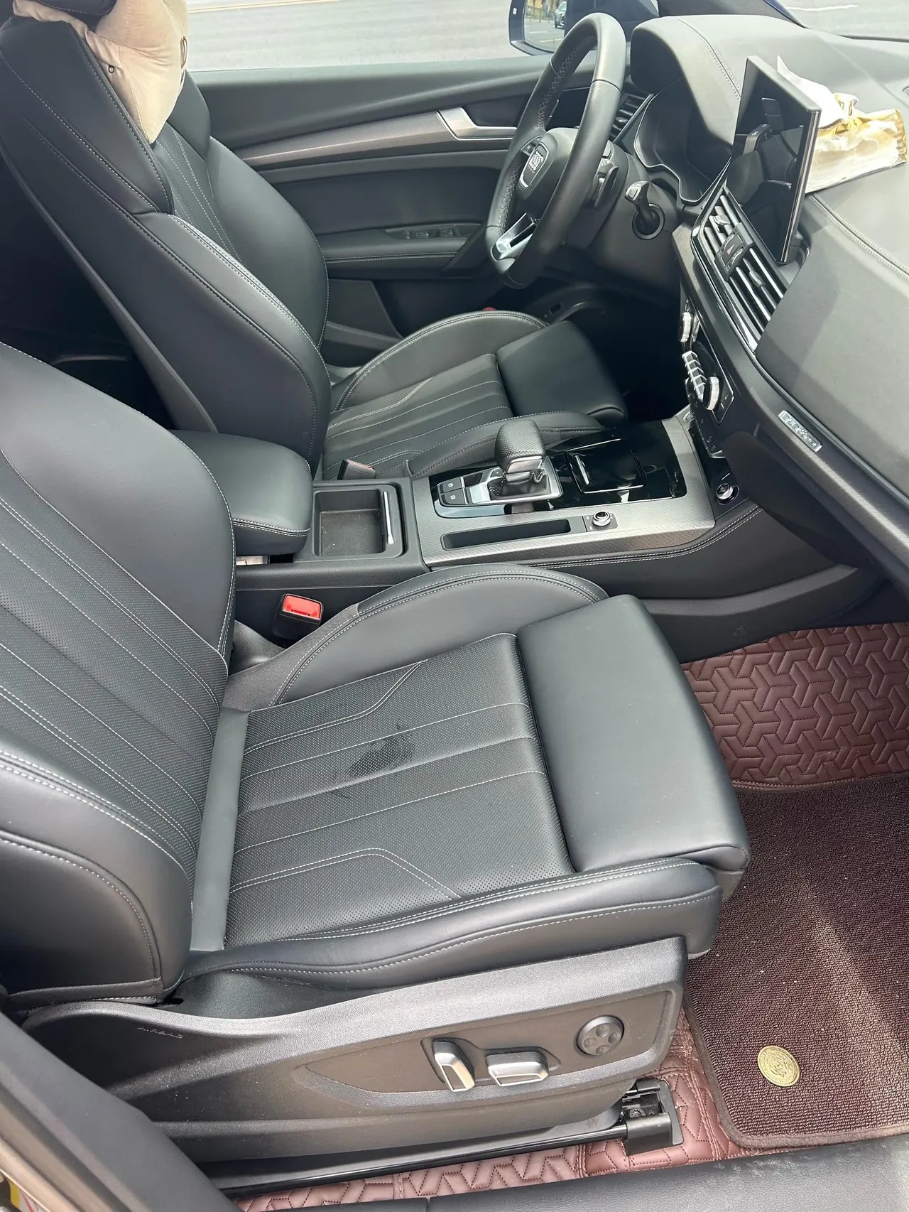 Audi 2024 Q5L Sportback 2.0TFSI 40TFSI fashion automatic 2