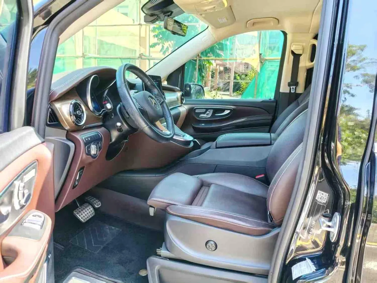 Mercedes Benz V 2022V 260 L 2.0T Deluxe Edition Automatic Gear 3