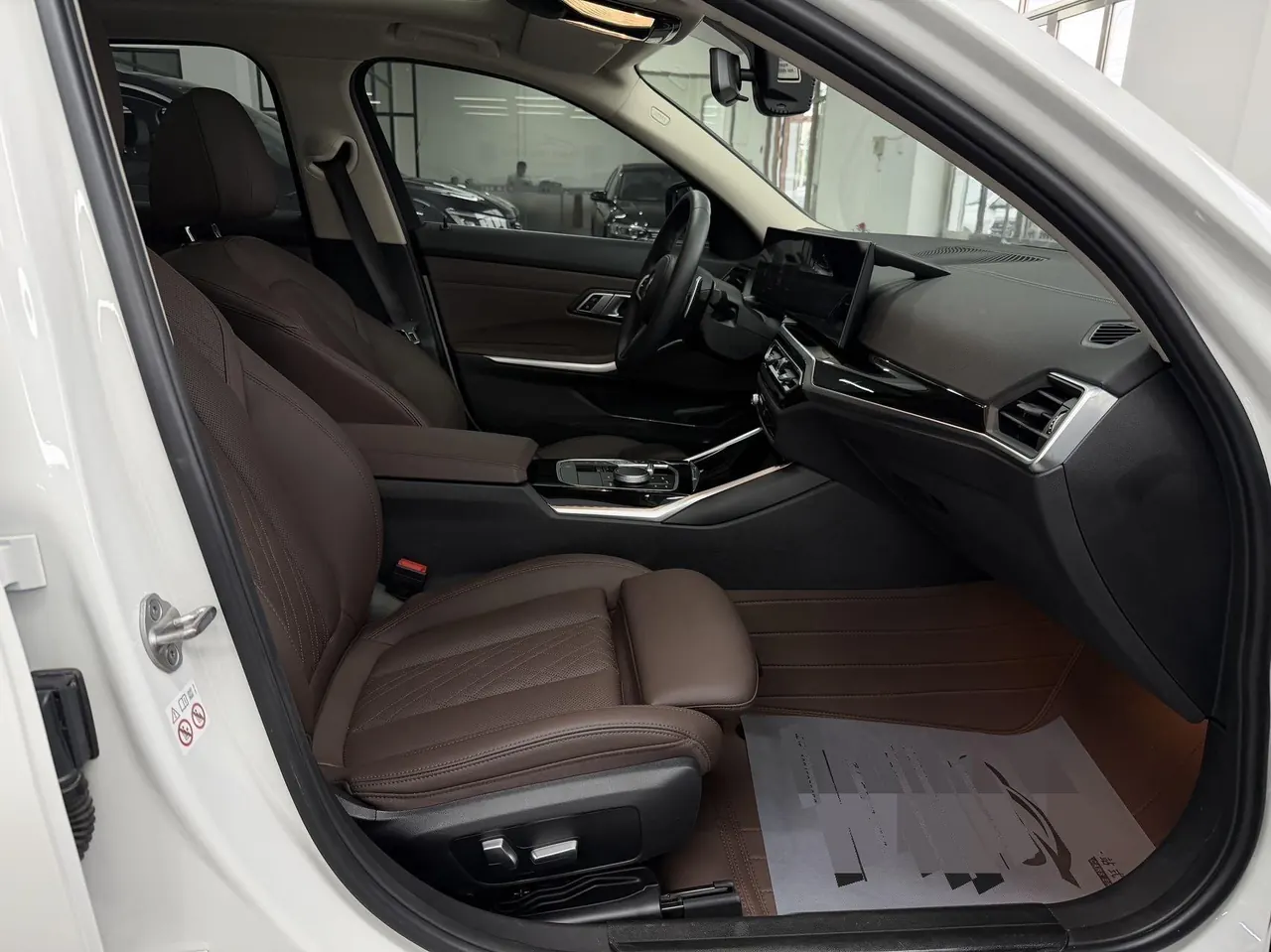 BMW 3 Series 2023 320Li 2.0T M Sports Suit Automatic Gear 14