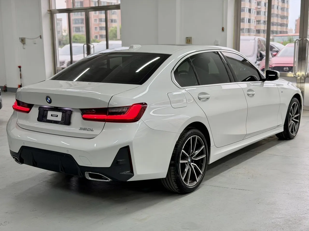BMW 3 Series 2023 320Li 2.0T M Sports Suit Automatic Gear 6