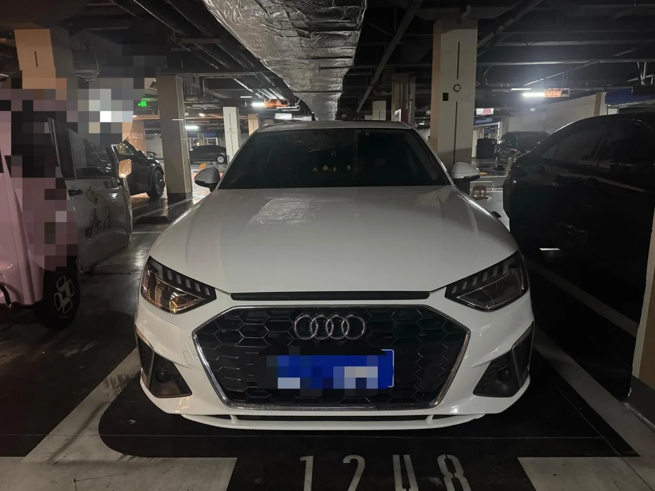 Audi 2022 A4L 2.0TFSI 40TFSI Fashion Dynamic Automatic 2